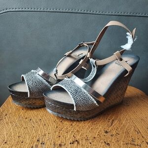 Corkys Wedge Women's Ultra High Sandals Size 9 Sling Back Open Toe  NWOB